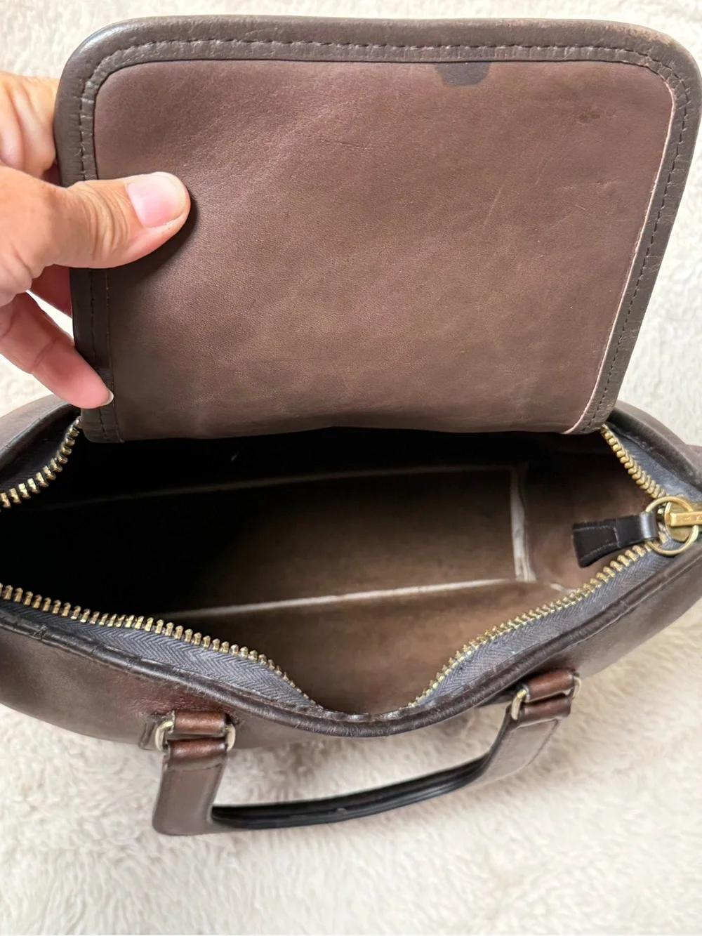 Coach VINTAGE 1970s Slim Satchel Standard #9430 Glue In Tag New York City VGUC